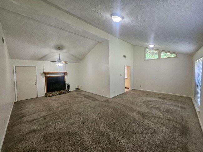 Photo - 109 Franklin St