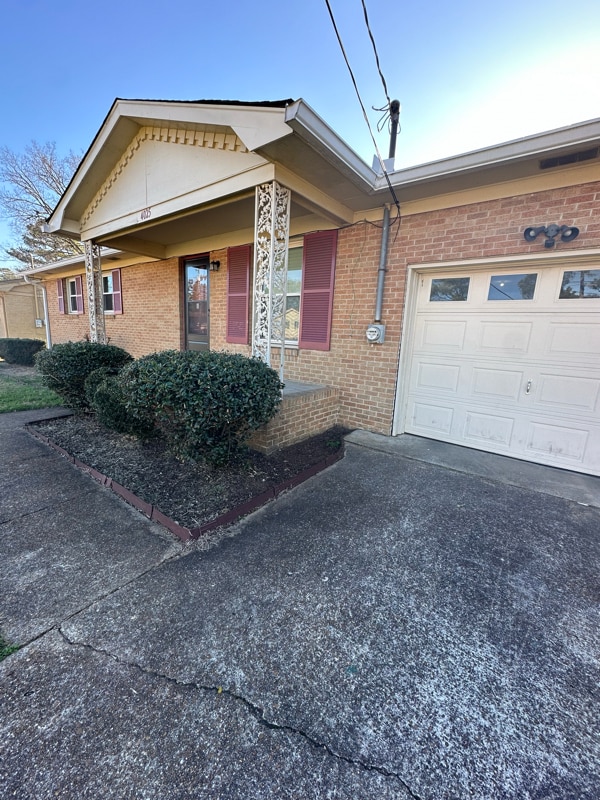 Photo - 4025 Knollbrook Dr NW