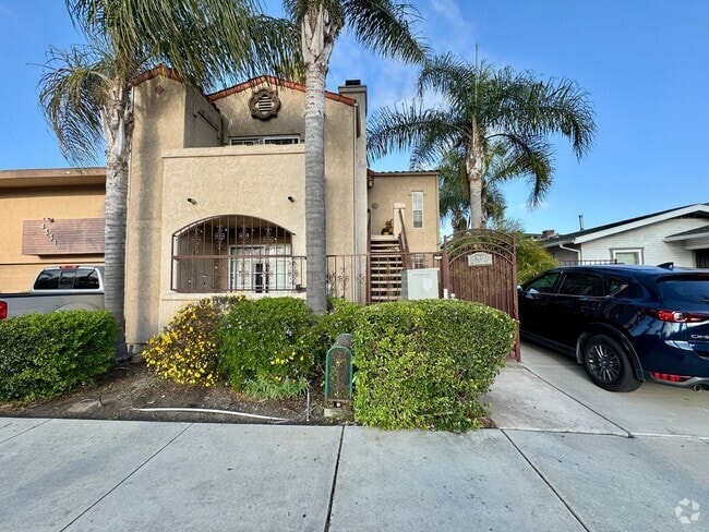 Building Photo - 2BD/2BA IN NORMAL HEIGHTS! ENJOY RESTAURAN... Rental