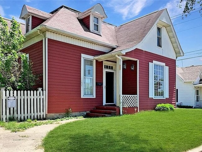 Photo - 1036 S 10th St House