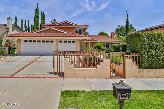 Building Photo - 19051 Los Alimos St Rental