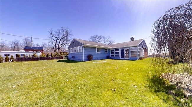 Photo - 1894 E River Rd