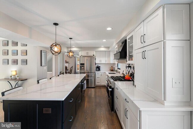 Photo - 3100 Franklin St