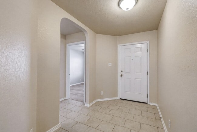 Photo - Large one story in Valley Ranch