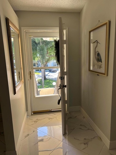 Photo - 1072 Keystone Dr Unit E