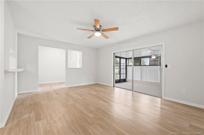 Photo - 4047 NW Cinnamon Tree Cir