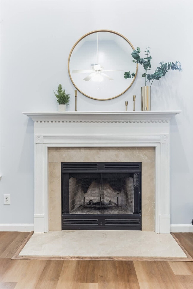 Photo - 15881 Elaine Ct Unidad ID1250617P