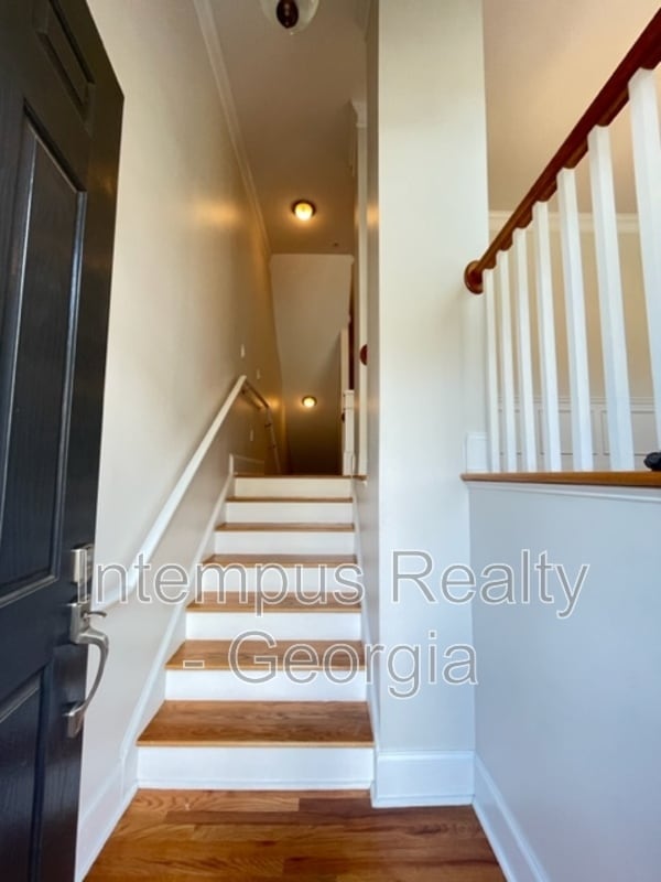 Photo - 1688 Mosaic Way