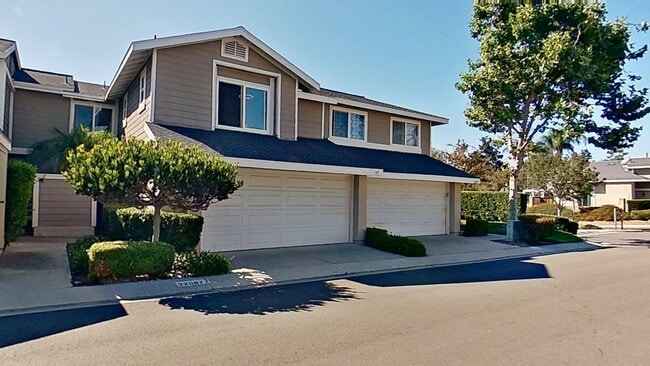Photo - 22097 Newbridge Dr House