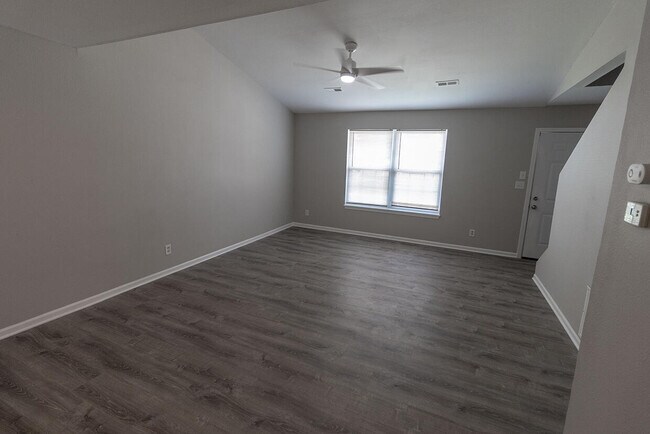 Photo - 1607 Bold Ruler Ct