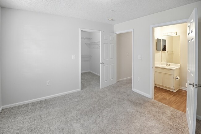 Walk in Closet