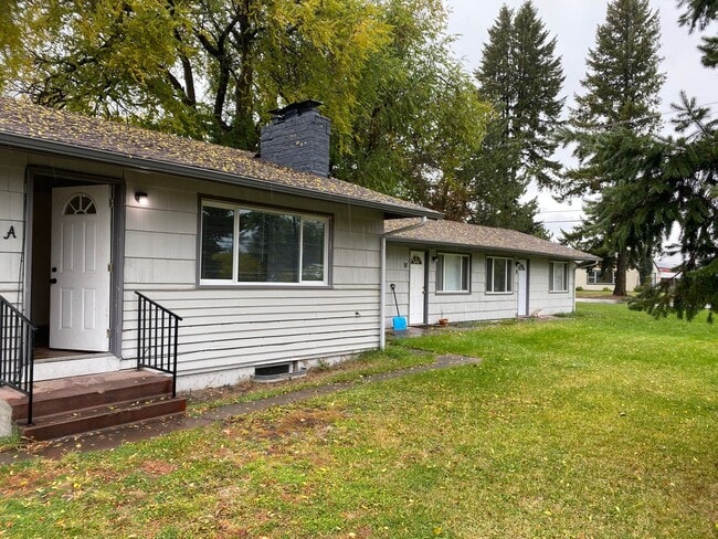 Photo - Government Way Triplex Unidad A