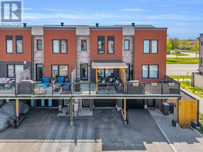 Photo - 43 Fairlane Ave