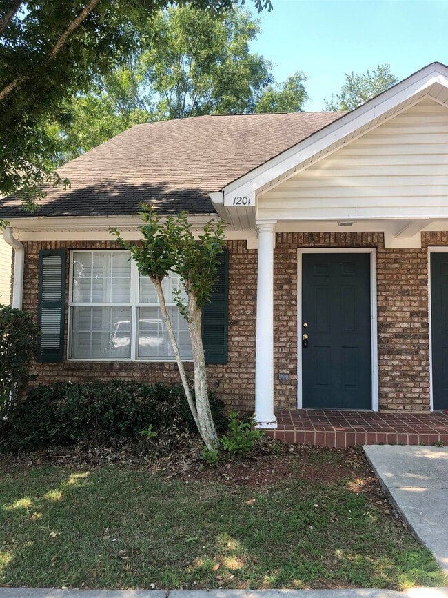 Photo - 2738 W Tharpe St House