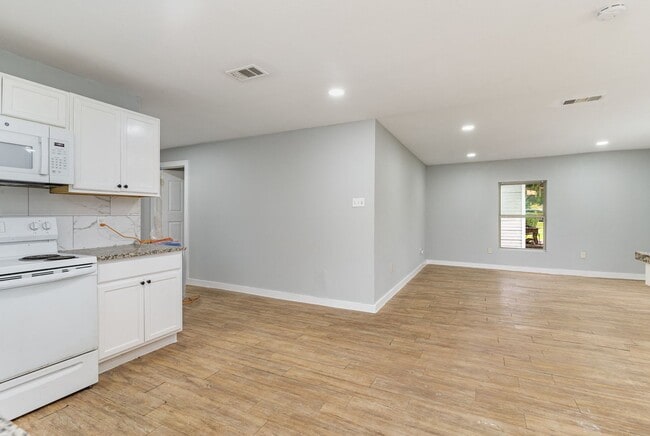1322 Galloway Ave
