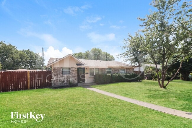 Photo - 1600 Judy Dr