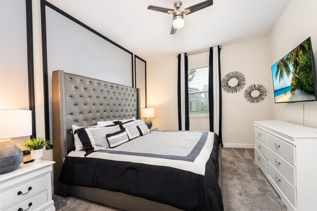 Photo - 4537 Target Blvd Unit SI ID1610952P