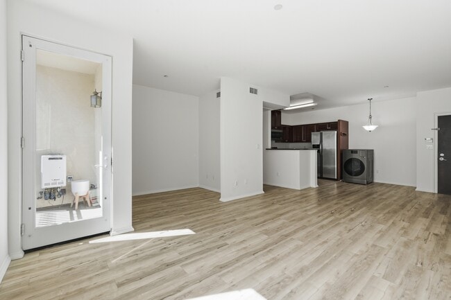 Photo - 13941 Sherman Way Unit 205