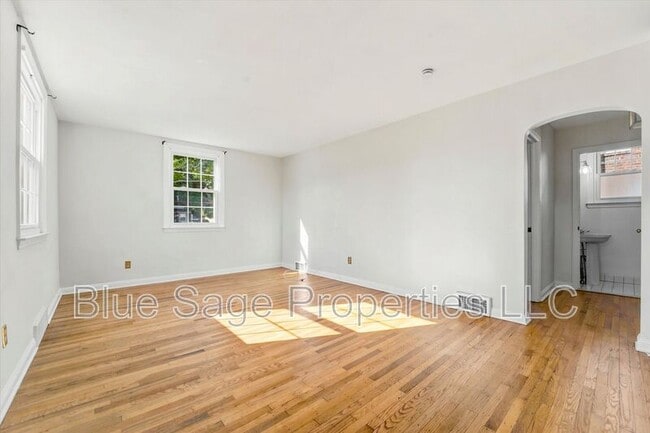 Photo - 248 E Turnbull Ave