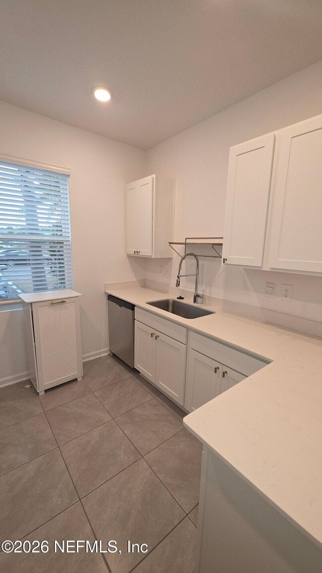 Photo - 56 Sage Br St