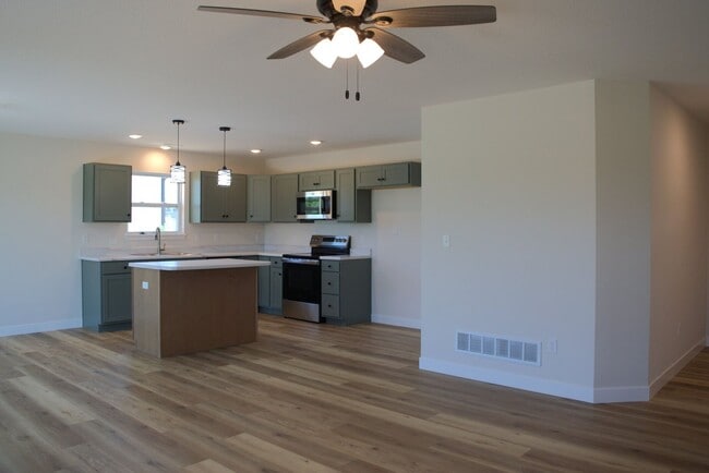 Photo - New construction three-bedroom 2-bathroom Home In Tuscany Ridge!