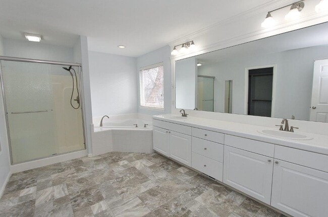 Photo - Elegant Home in Hobble Creek!