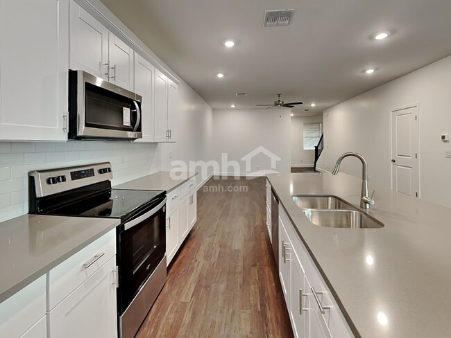 Photo - 6132 W Paseo Hilario
