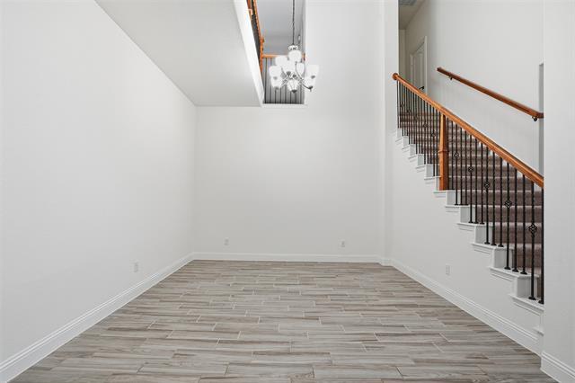 Photo - 2604 Dylan Ln