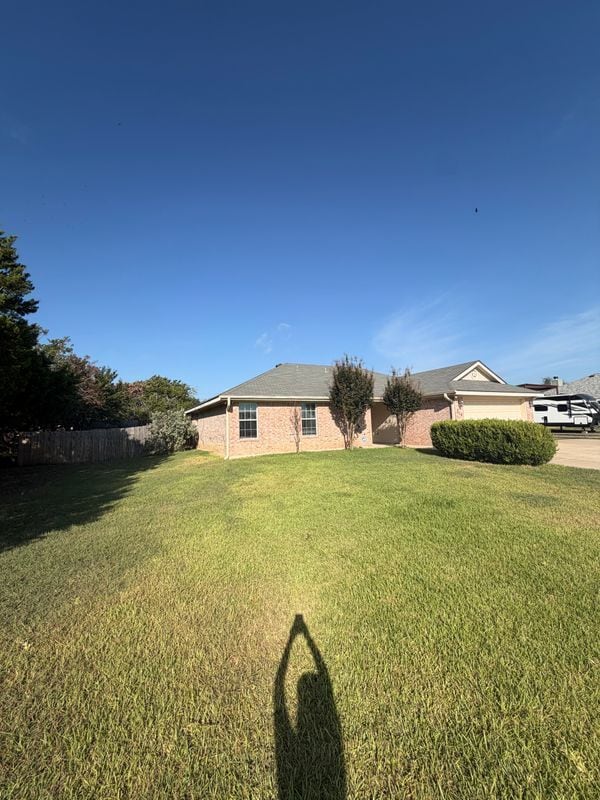 Photo - 715 Lakeview Dr