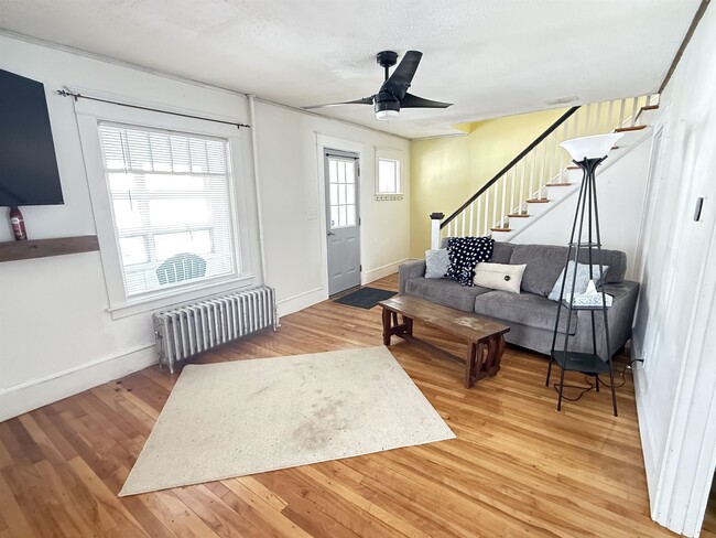 Photo - 292 Hillside Ave