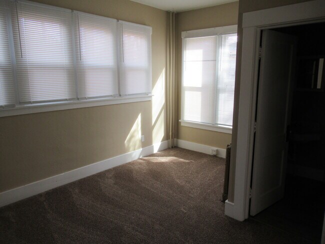 Photo - 1001 N Weber St