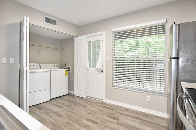 Photo - 610 SW 11th Ln Unit 616-D