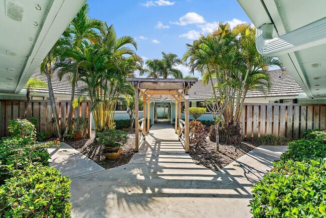 Photo - 1127 E Seminole Ave