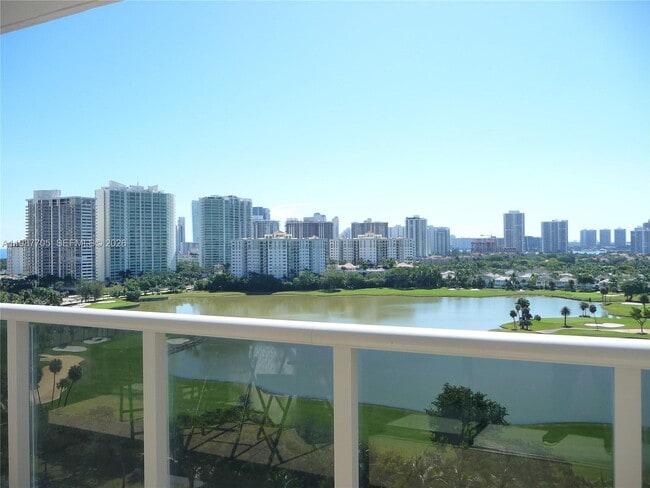Building Photo - 3625 N Country Club Dr Unit 1606