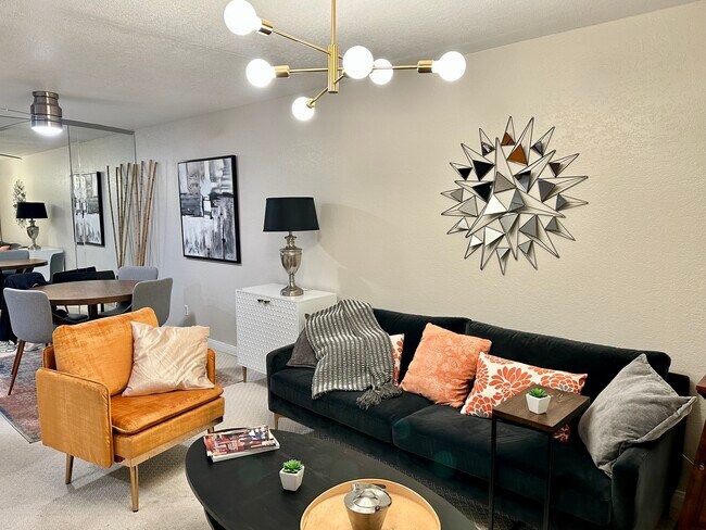 Photo - 685 N Ashurst Ct Unit H205