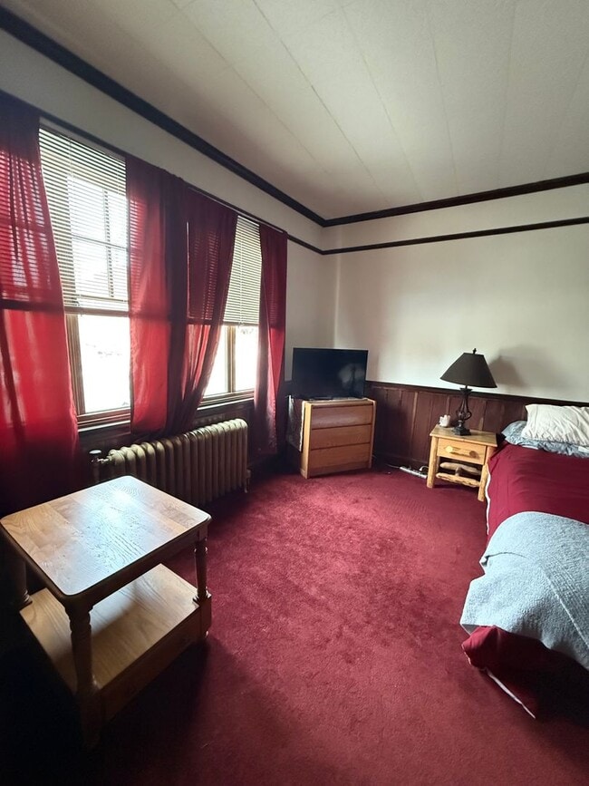 Photo - Virginia Apartments Unit 202