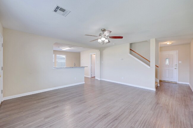 Photo - 1005 Easy Cove