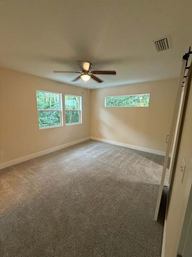 4405 NW 31st Ave