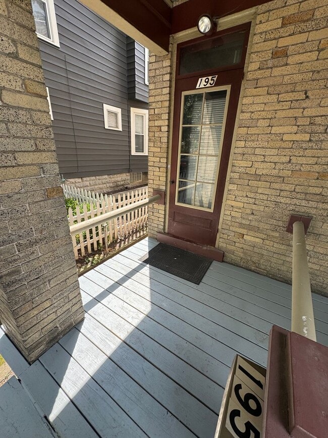 Photo - 3 Bedroom- OSU Campus Unidad 195 E. Maynard Ave