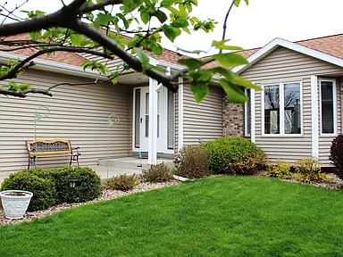 Photo - 4333 10 St NW