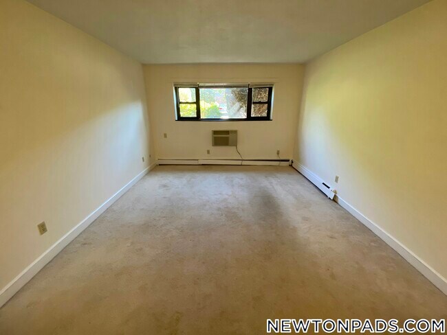 Photo - 276 Grove St Unit 2