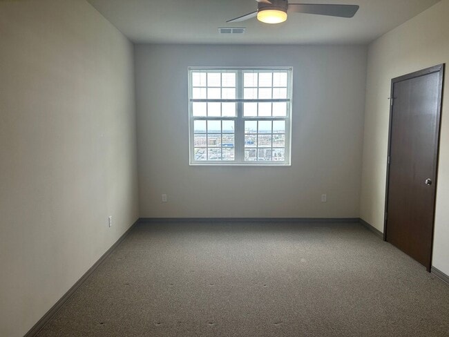 Photo - Madison Apartments