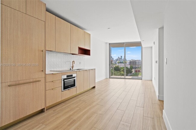 Photo - 90 NE 32nd St Unit 627