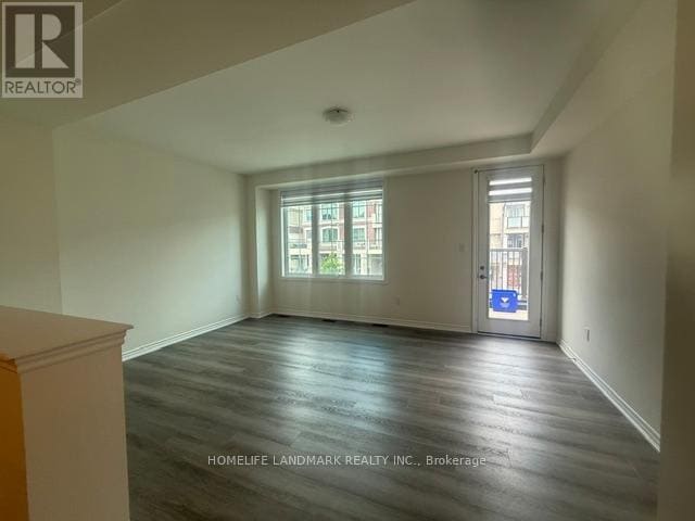 Photo - 5 Thomas Frisby Jr Cres