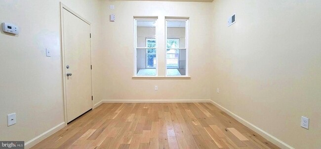 Photo - 1219 W Silver St Unit 1