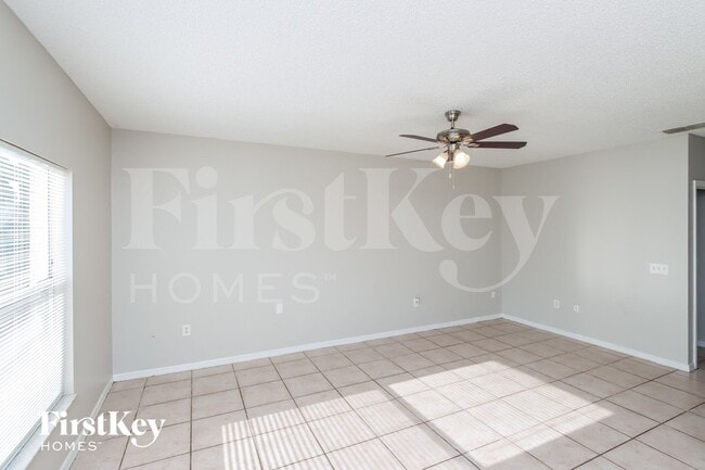 Photo - 113 Marsh St