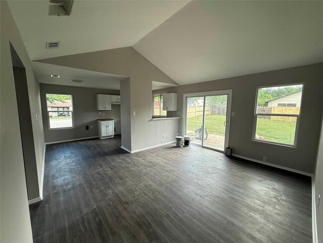 Photo - 6800 Bryonwood Dr