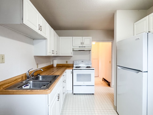 Photo - 613 S 34th St