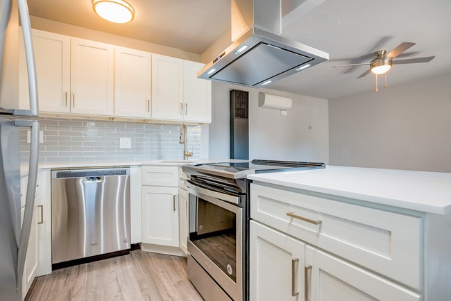 Building Photo - Shenandoah Rental