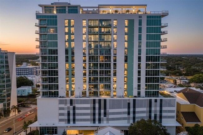 Building Photo - 777 3rd Ave N Unit 1504